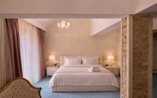 Vila / Casa de lux de vanzare  1000mp teren Str. Primaverii Constanta - Poză 9