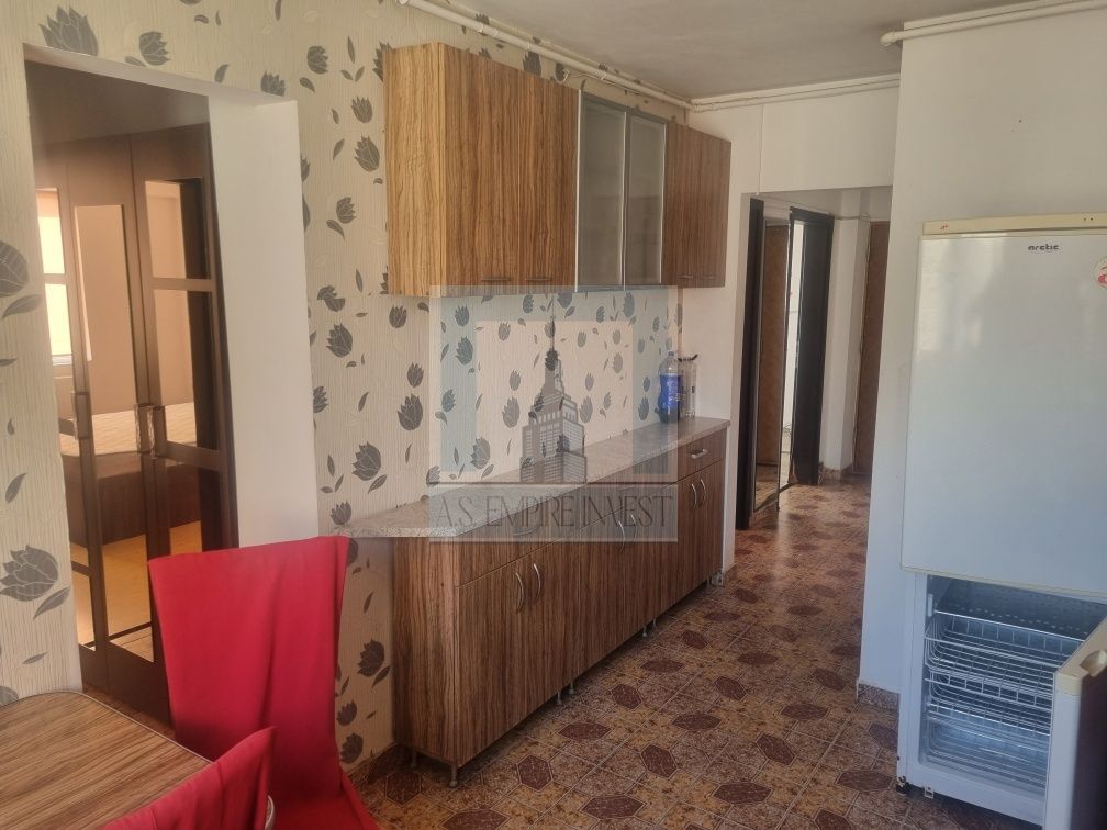 De vanzare apartament 3 camere/ Bd.Alexandru Vlahuță . - Poză 7