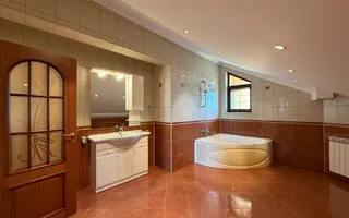 Vila 9 camere cu piscina si teren de 1.000 mp - Poză 33