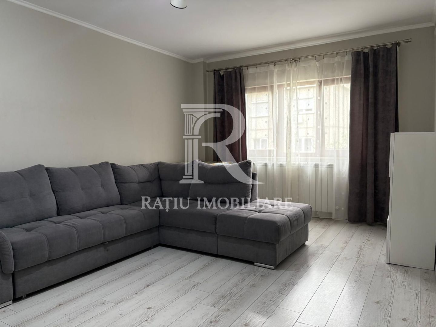 Apartament cu 3 camere | Etaj 3 | Decebal | Oradea - Poză 4