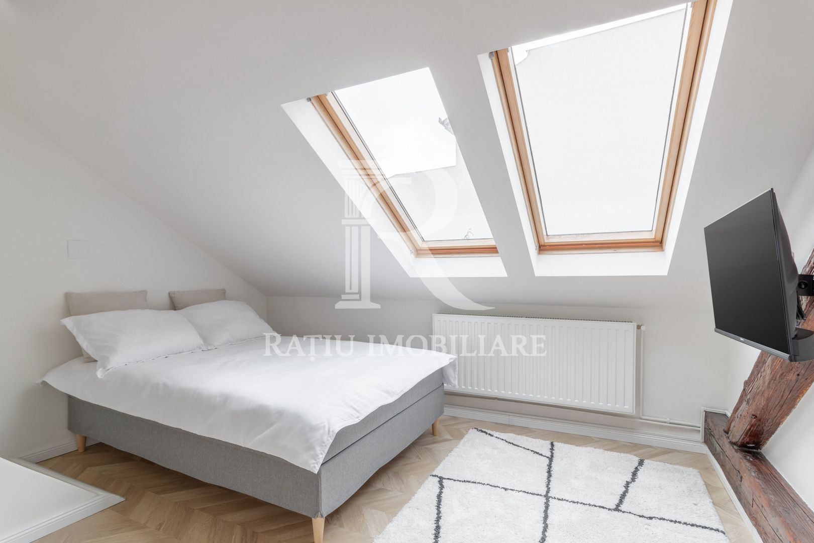 Casa cu 3 camere  | Ultracentral | Oradea - Poză 11