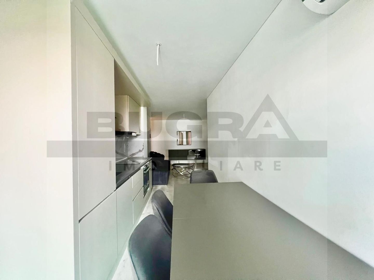 Apartament 2 camere modern, prima inchiriere, garaj, zona Golden Tulip - Poză 6