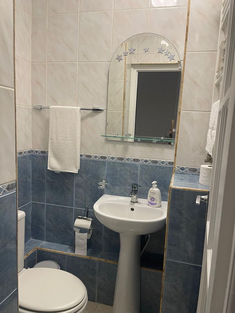 Închiriez apartament 3 camere, modern, spațios, Piața Alba Iulia , AC - Poză 9