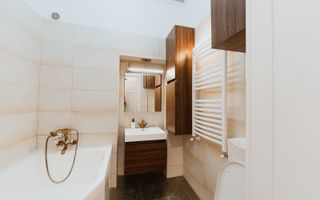 4 camere premium // duplex // Ideal birou cabinet // Calea Victoriei - Poză 46