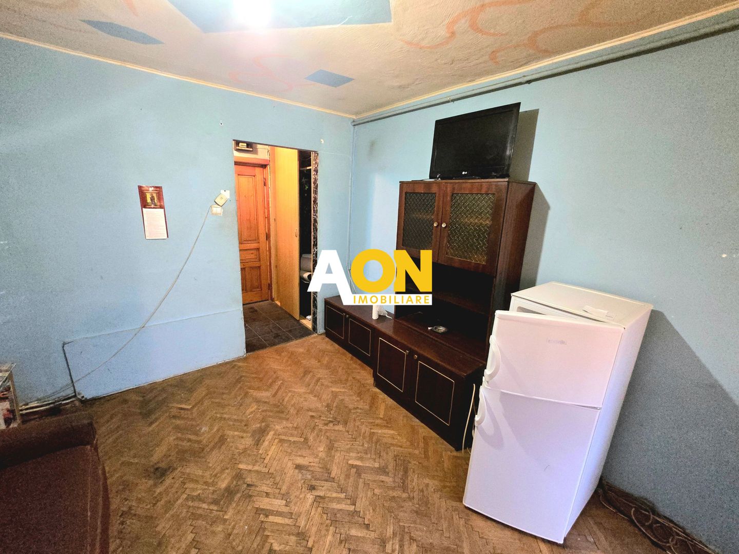 Garsonieră de Vânzare, 24mp, Etaj 3, Zona Cetate - Poză 2