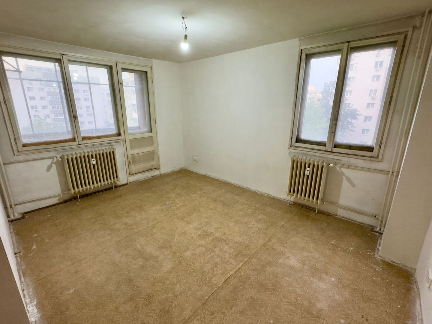 3 camere Decomandat | M. Lujerului | 3 lifturi | Necesita renovare ! - Poză 1