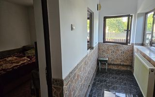 Inchiriere casa nemobilata, Stefanesti - Golesti - Poză 6