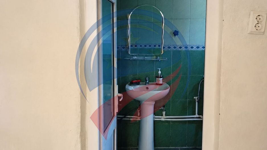 REDUCERE PRET - CASA RENOVABILA + 600 MP TEREN - BARIERA VALCII - Poză 14