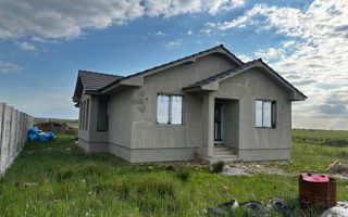 Casa 4 camere de vanzare in Cihei | Panouri fotovoltaice - Poză 1