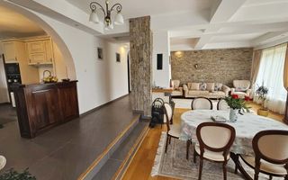 Casă deosebită, cu 5 camere, cu teren de 1132 mp – Cisnădioara - Poză 5