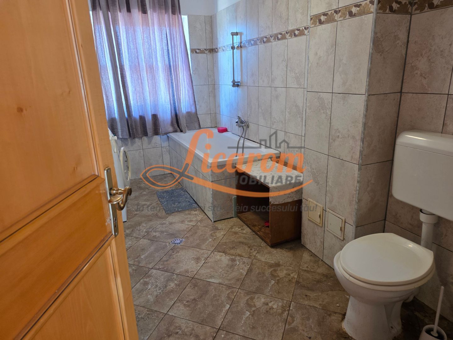 Apartament 3 camere Comuna Cristian,mobilat si utilat 430 euro. - Poză 9