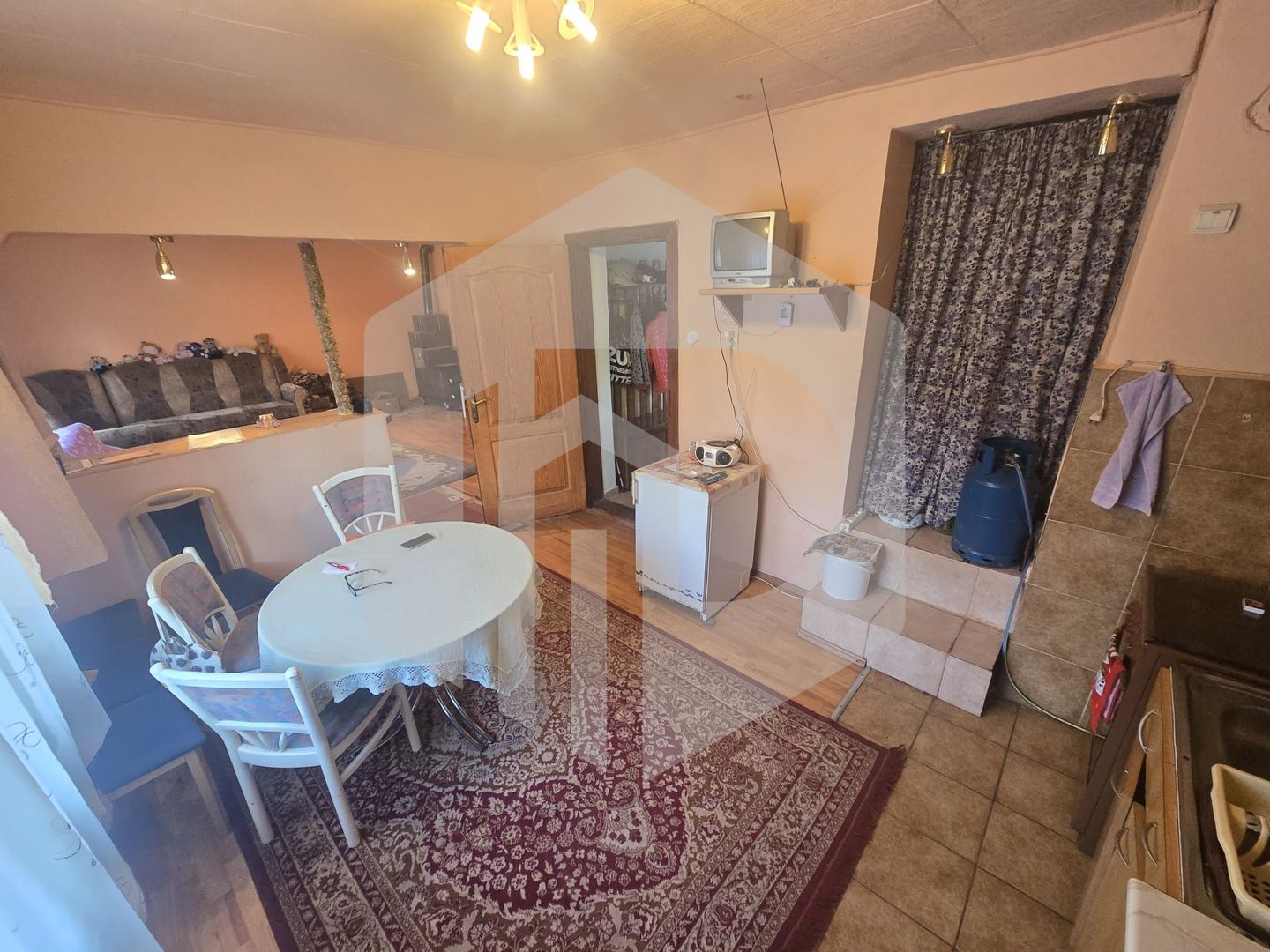 Casa 3 camere 1200 teren Avrig - Poză 11