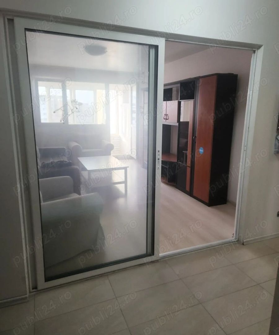 Apartament 3 camere de vanzare Favorit - Poză 1