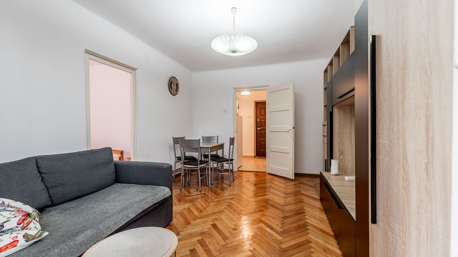 Câștigi o oră pe zi! Apartament cu 2 camere ultracentral, etaj 2 - Poză 6