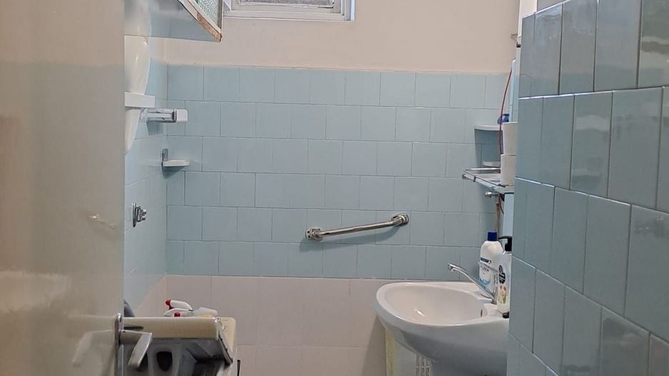 Apartament cu 3 camere, parter inalt, zona Sovata-malul Crisului - Poză 15