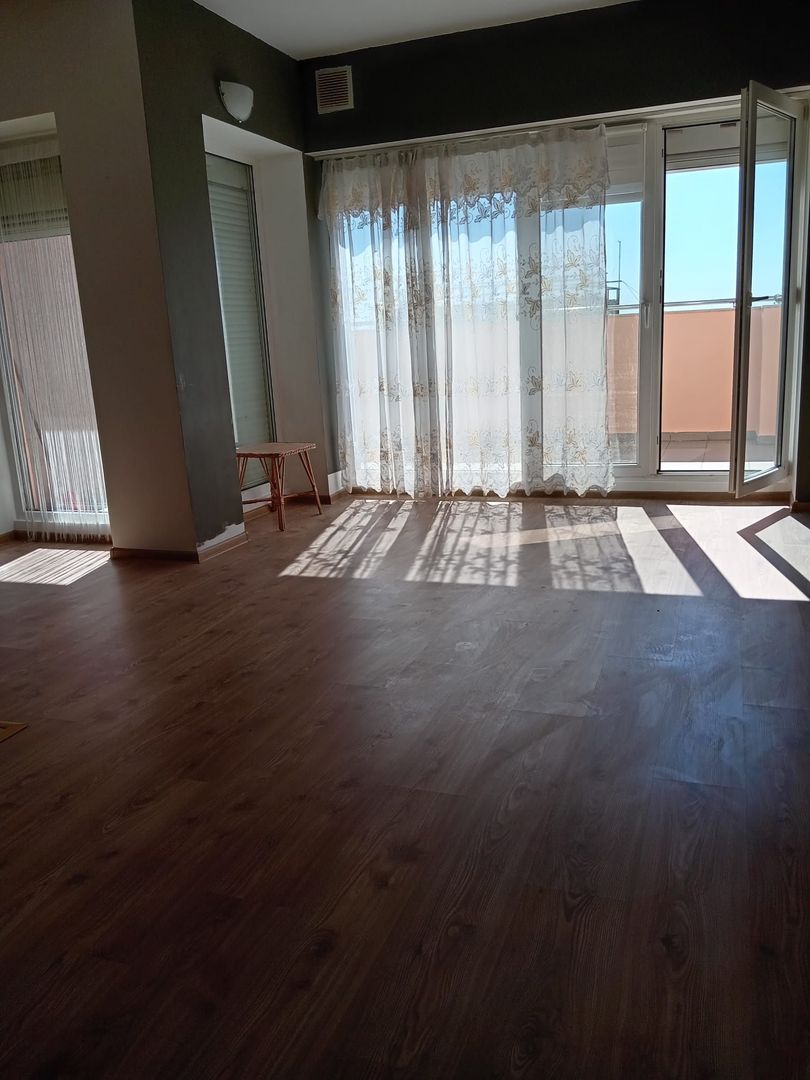Vanzare apartament 2 camere, 80mp, 2 bai, in Edenia Titan - Poză 2