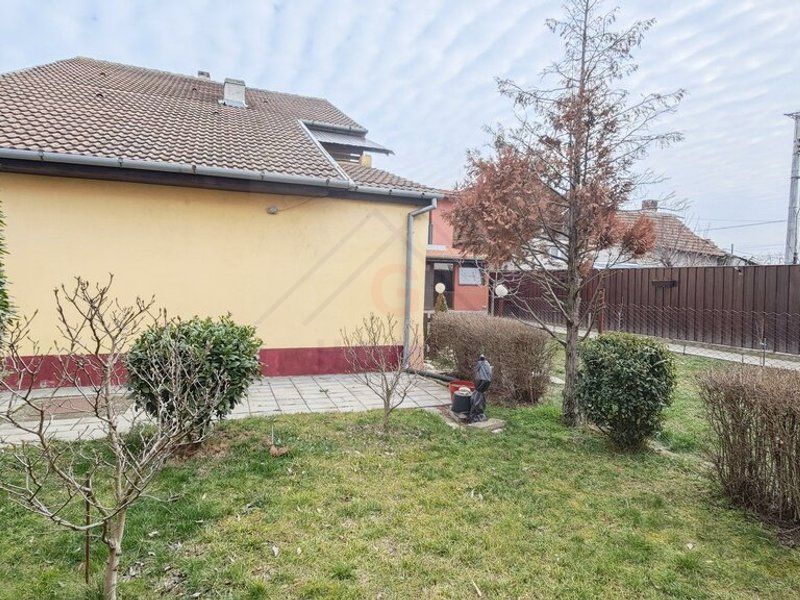 CASA solida, spatioasa (140 mpu) LA PRET DE APARTAMENT! Comision zero! - Poză 32