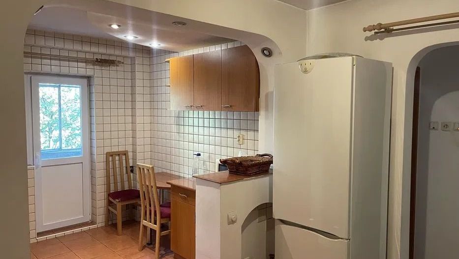 AP. 2 CAMERE CRANGASI, MOBILAT/UTILAT COMPLET, METROU 7 MINUTE - Poză 6