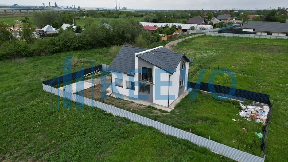 Casă/Vilă de vânzare Sat Siretu, Com. Letea Veche, Bacău - Poză 11