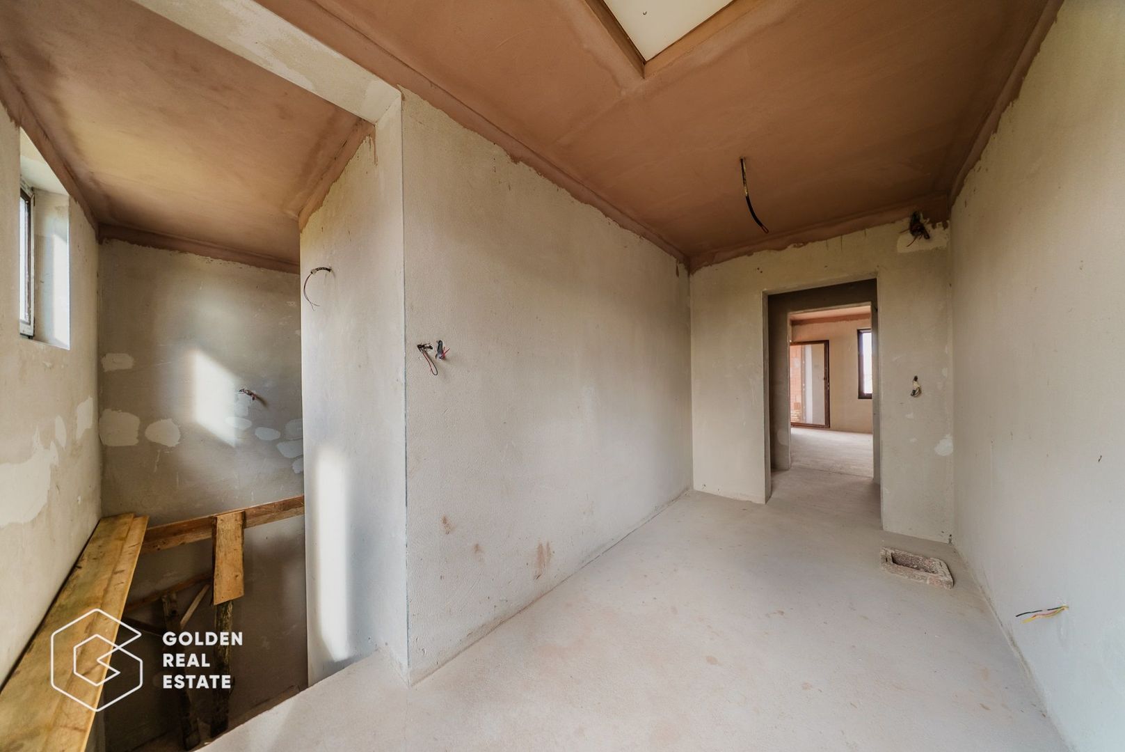 Casa  P+M  in  Fantanele,  ideală pentru personalizare - Poză 9