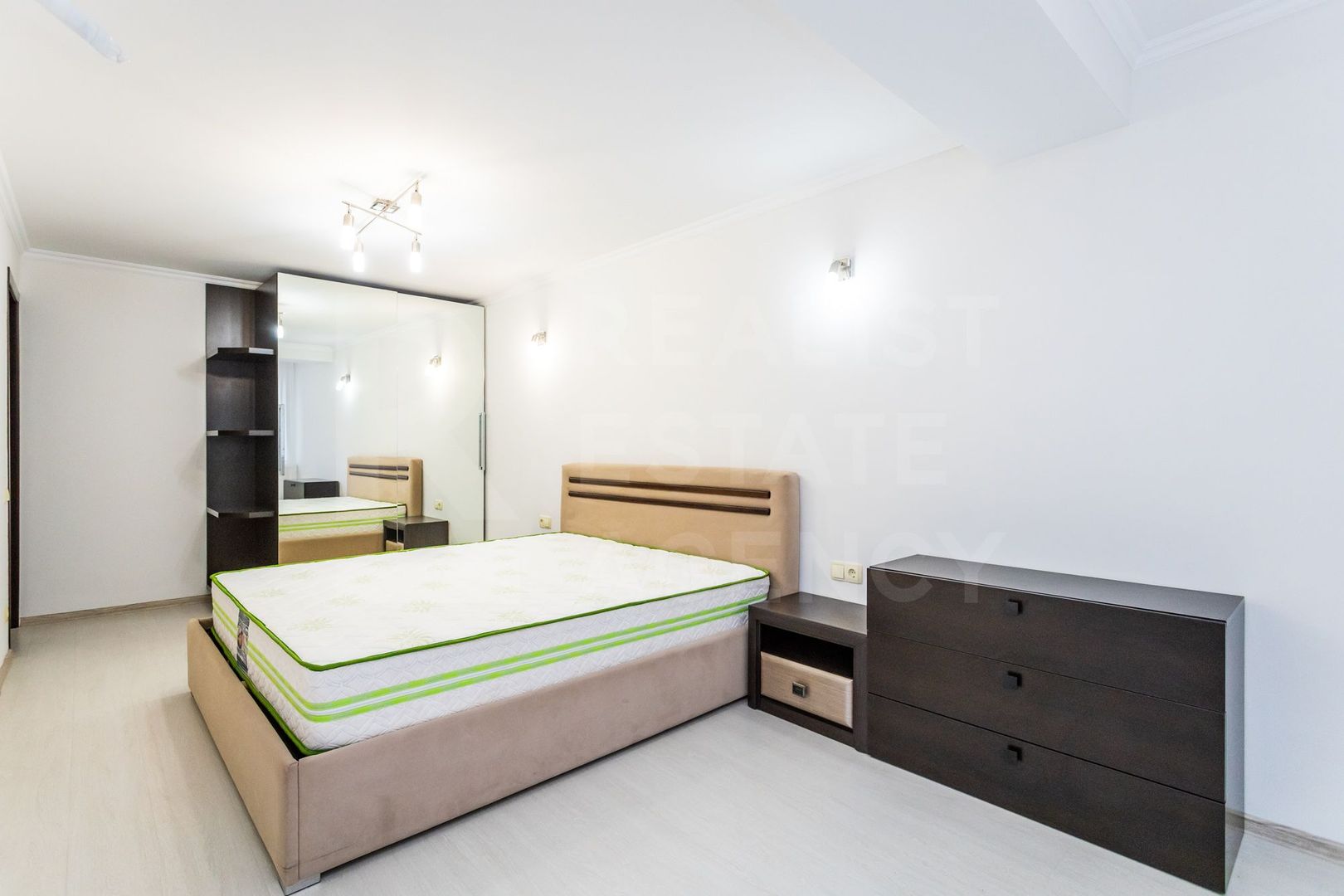 Vânzare, apartament, 2 camere, str. Ion Dumeniuc, Ciocana - Poză 11