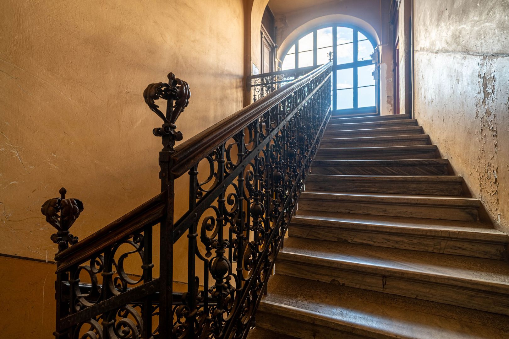 Închiriere apartament ultracentral cu parcare privată | 97 mp, - Poză 5