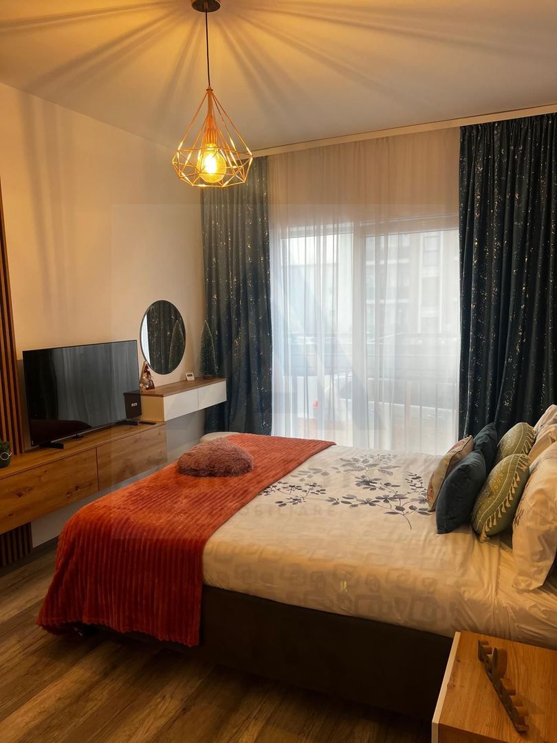Apartament ultrafinisat 2 camere curte proprie si parcare in Selimbar - Poză 10