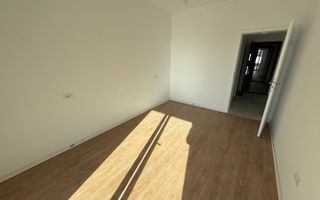 Decomandat. Etajul 2. Terasa generoasa. - Poză 8