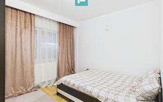 Vand apartament cu 4 camera in Confecții. - Poză 8