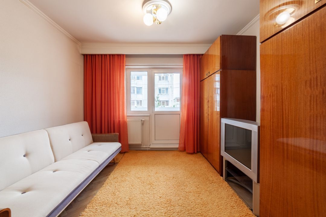 Apartament 3 camere - decomandat - 3 balcoane, etaj 3 cu lift, bloc 1991 - Poză 7
