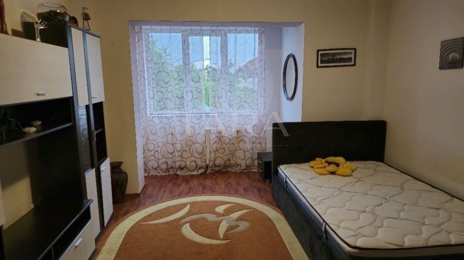 Apartament 1 cameră, parcare individuală și curte închisă. - Poză 3