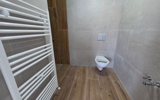 Apartament cu 3 Camere, 2 Bai, 100mp Curte Proprie,  Boxa 40 mp - Poză 6