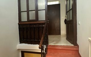 Vila interbelica AIRBNB "la cheie" - Poză 22