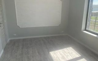 Se oferă spre vânzare o casă situată în localitatea Bistrița, - Poză 3