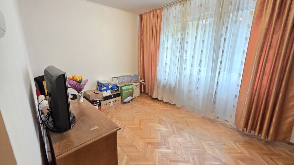 Apartament 3 camere bloc reabilitat Berceni - Emil Racovita - Poză 2