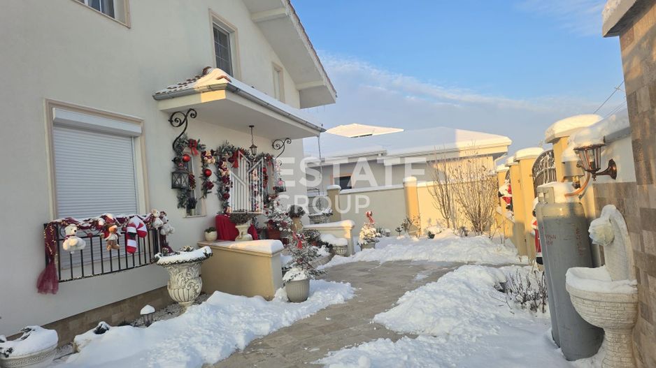 Casa individuala cu 5 camere in Dumbravita - Poză 5