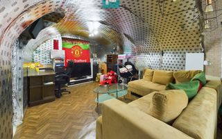 Casă la curte comună, zonă ultracentrală - Poză 16