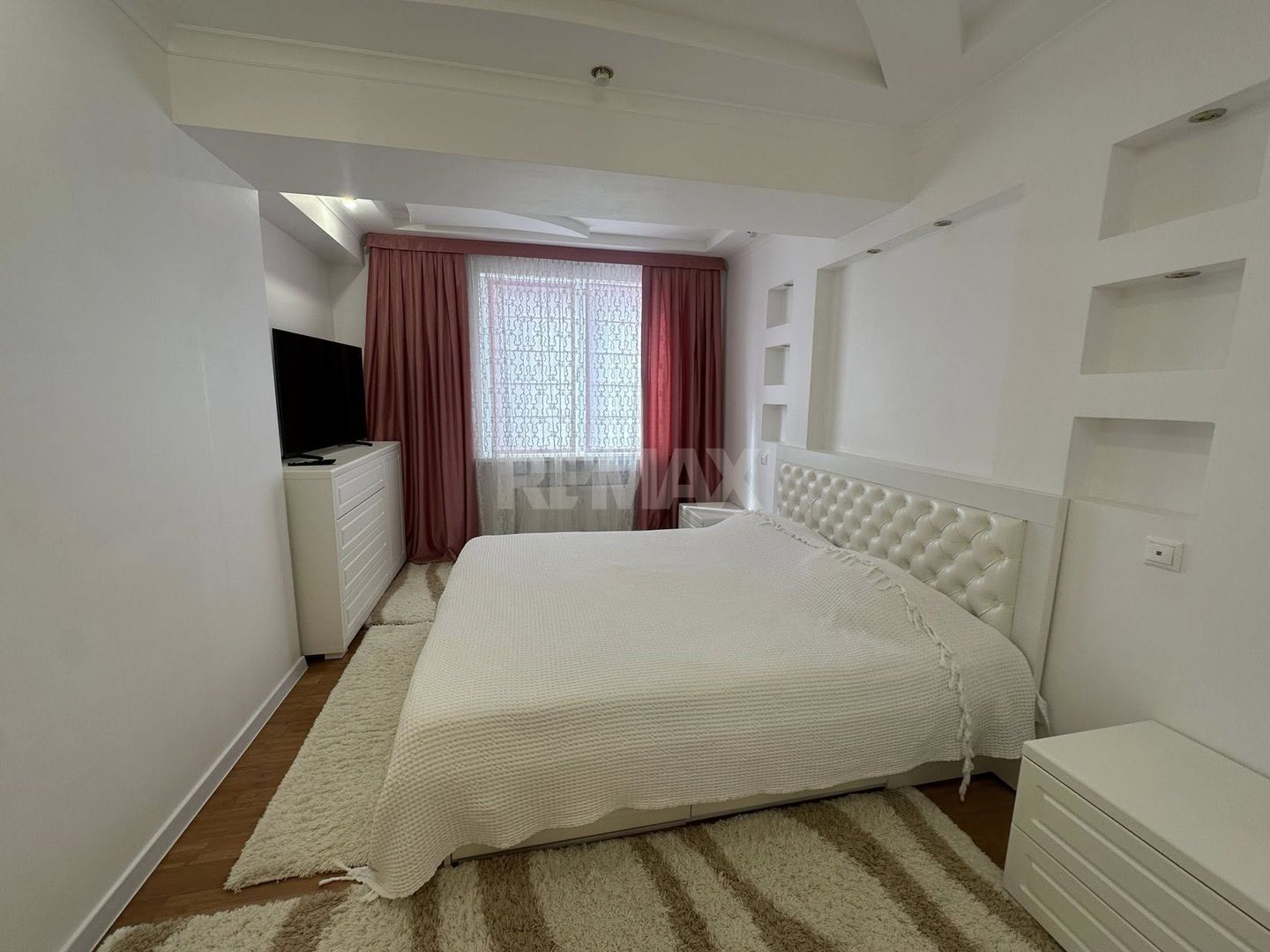 Apartament cu 3 camere Buiucani- Flacăra - Poză 10