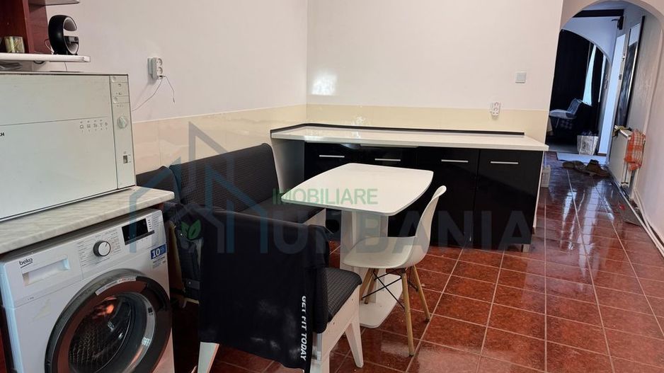 Inchiriez casa in copou - Poză 3