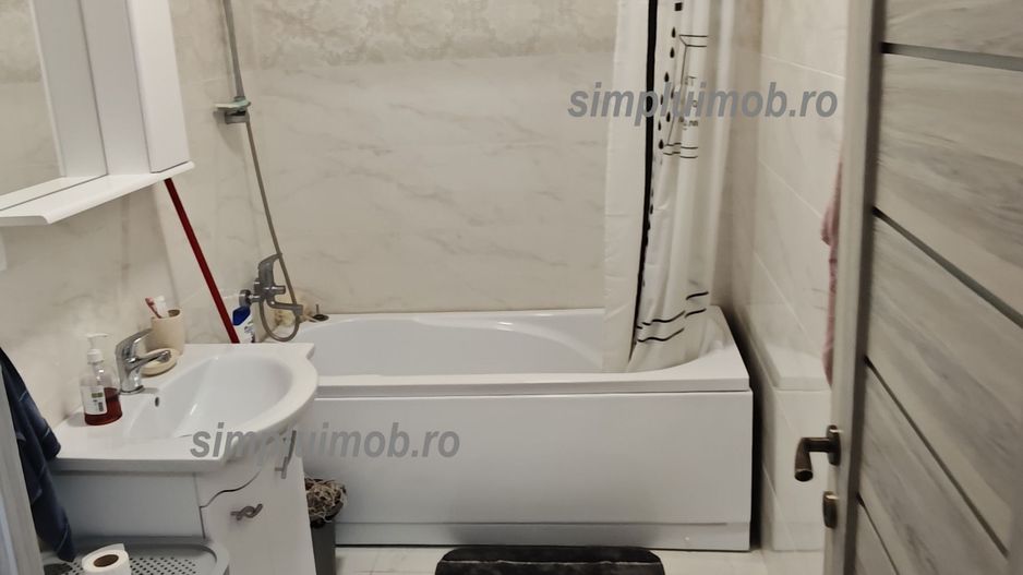 Metrou Aparatorii Patrie - Garsoniera Decomandata cu Centrala Proprie - Poză 13