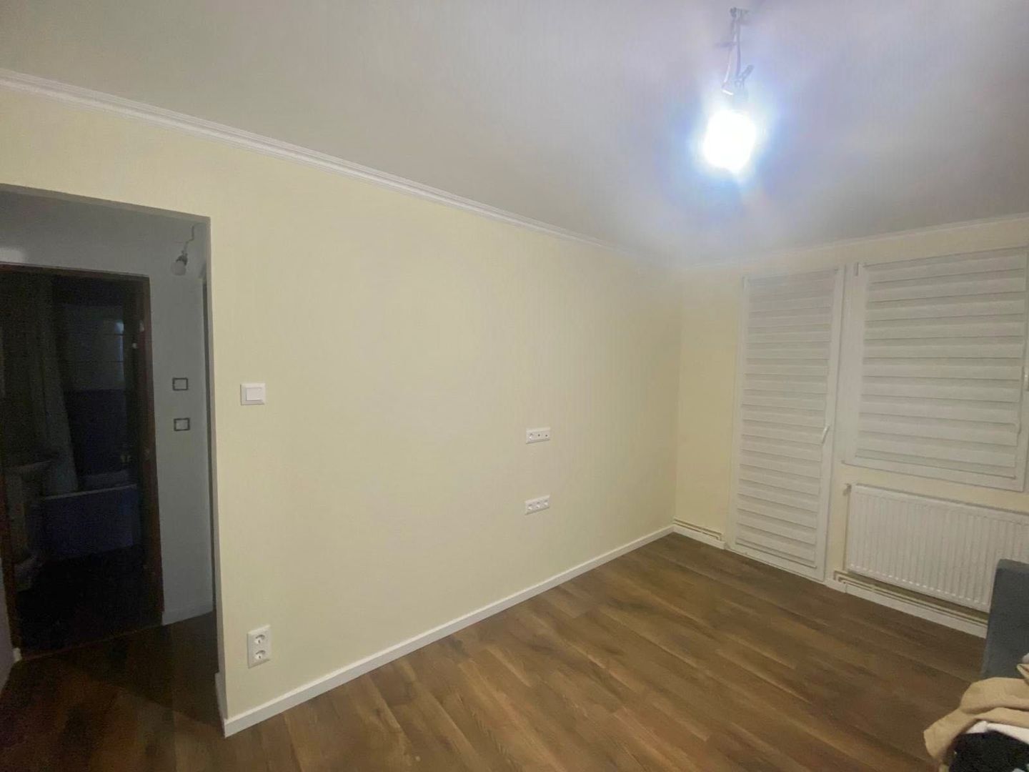 Apartament 2 camere etaj 2/4 Carpați 1 - Poză 2