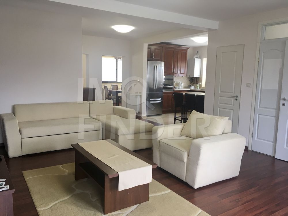 Apartament in Vila zona Europa - Poză 2