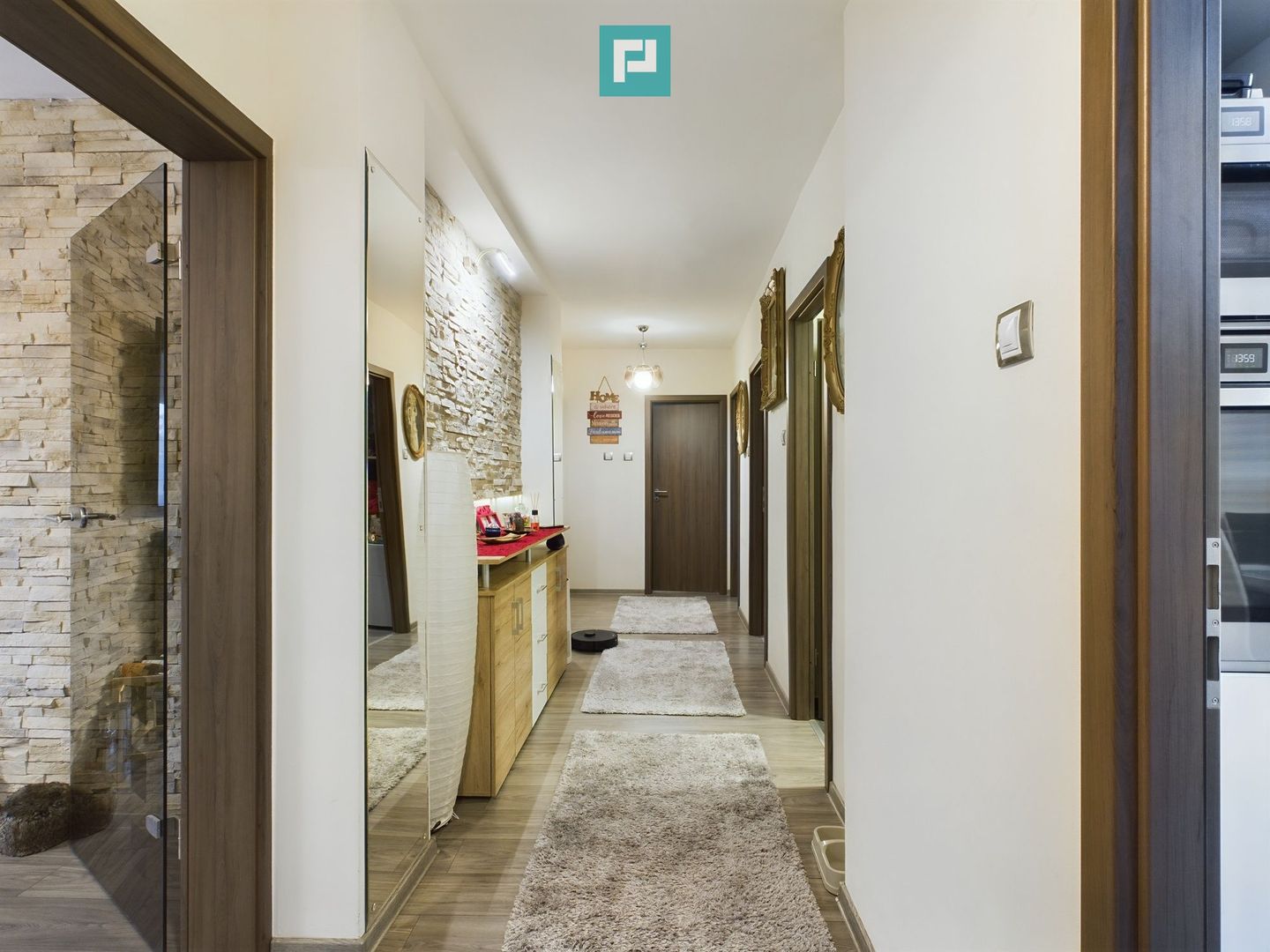 Apartament cu 5 camere in zona UMT 105mp - Poză 22