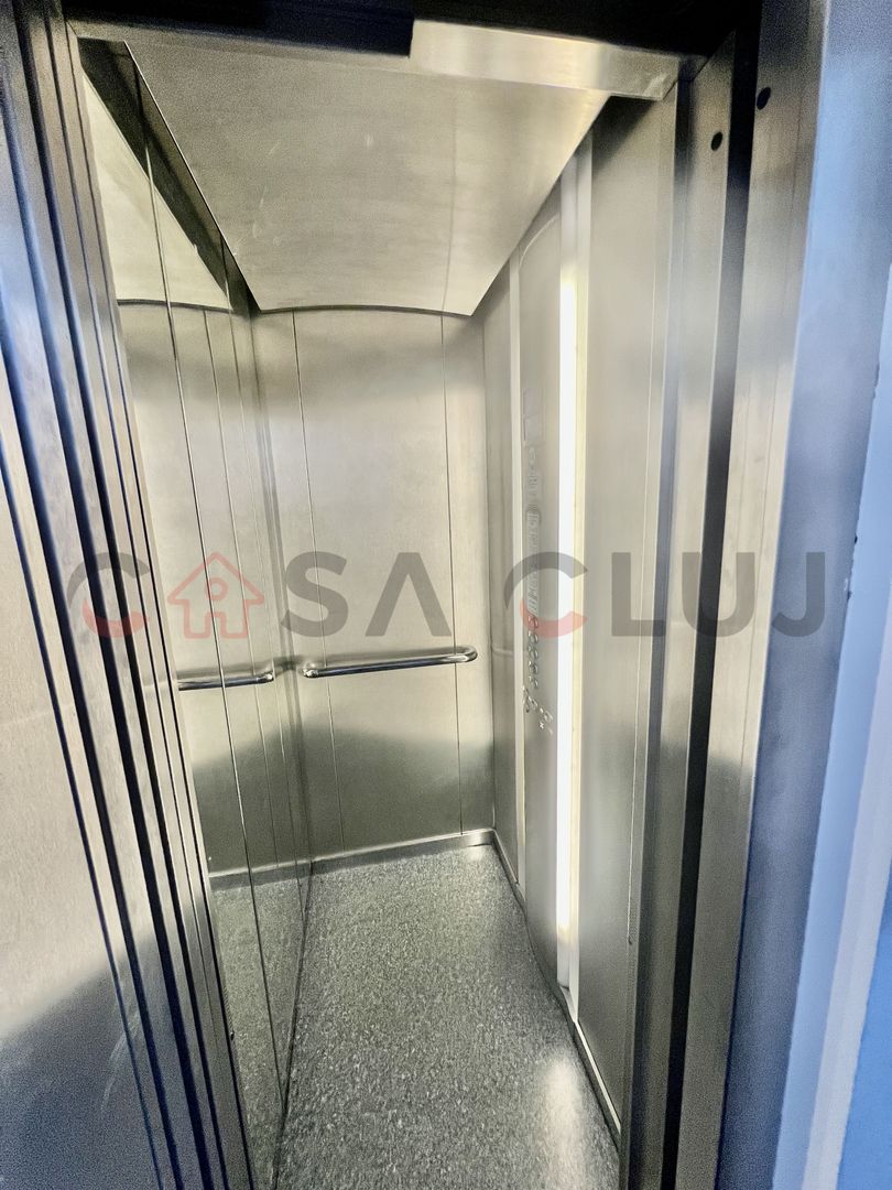 Clădire de birouri de vânzare, 700mp, locație excelentă, Cluj-Napoca ! - Poză 7