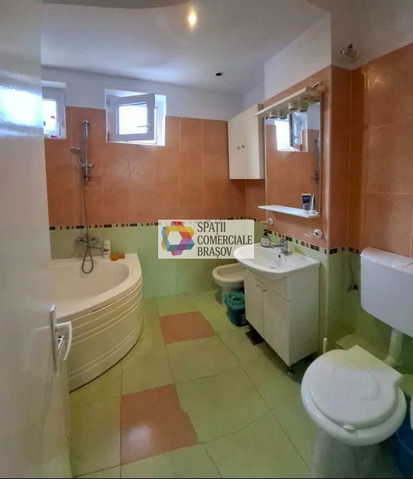 Apartament 3 camere de vânzare Brasov - zona Centrul Civic - 91 mp - plus-imo.ro - Poză 6