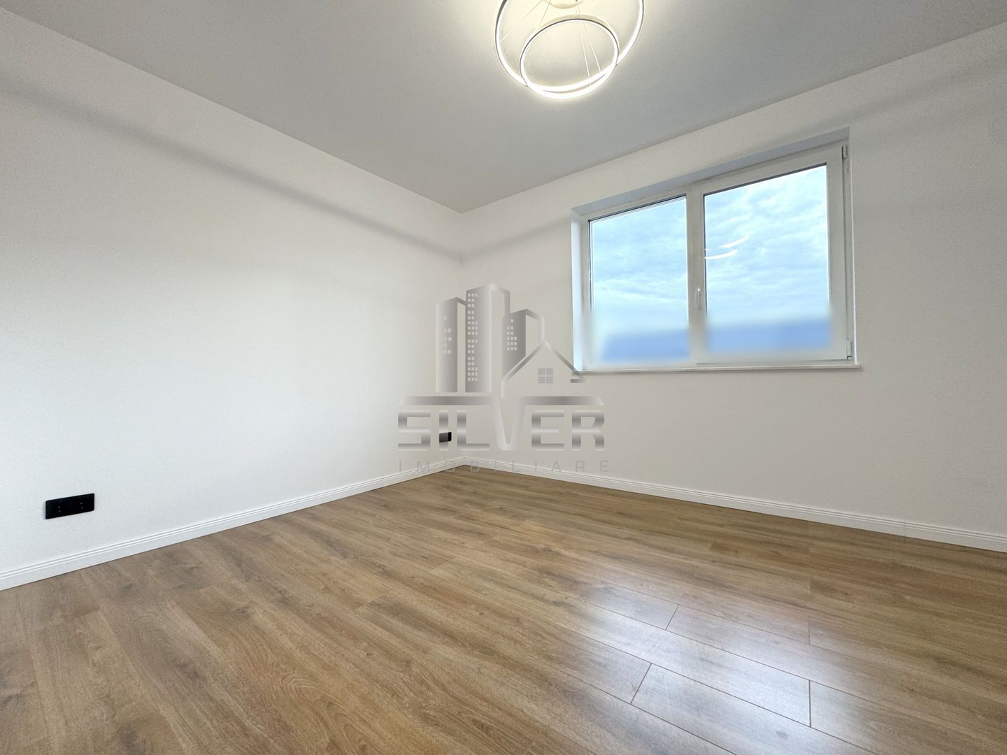 Apartament cu 2 camere/parcare/boxa/Cert.En.Cls.A/zona Cetatii. - Poză 5