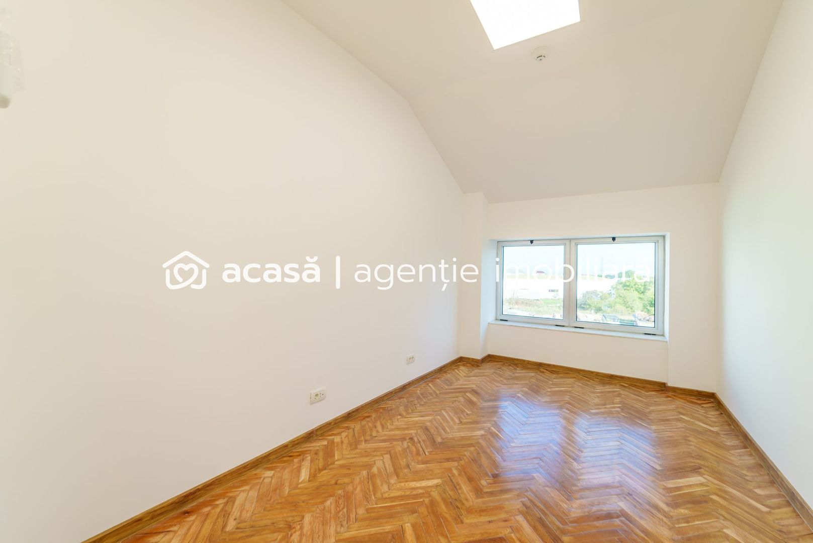 Spațiu pentru sediu firmă în clădire de birouri. - Poză 11