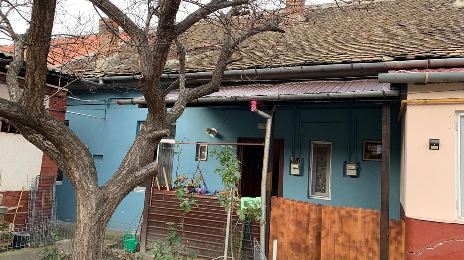 Apartament 2 camere de 50 mp la curte comuna in Sinaia - Poză 8