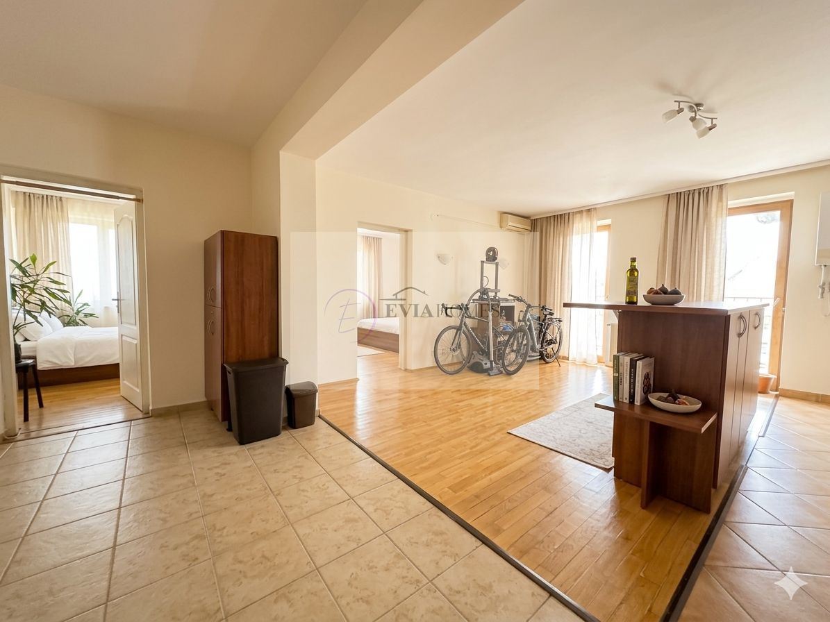 Zona Home Garden/Garaj inclus/Parter înalt - Poză 2