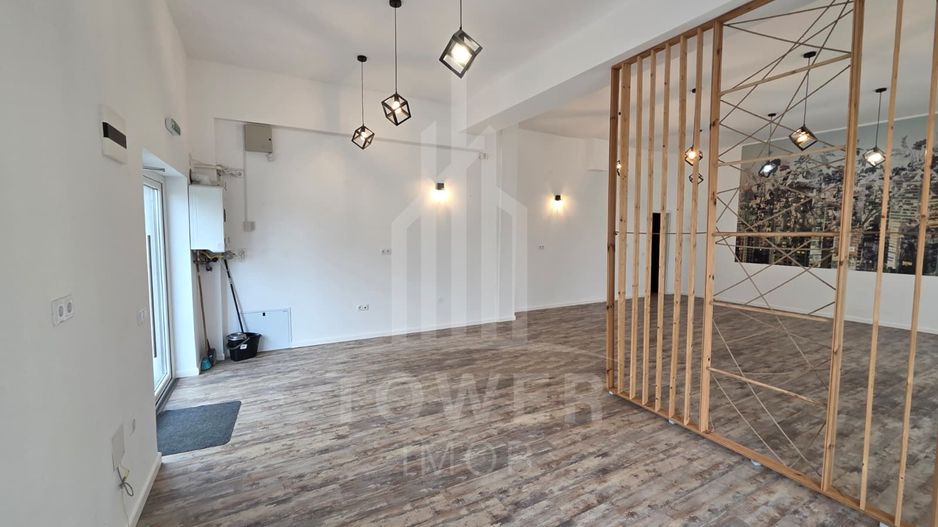 Spațiu de birou cu terasa de 80 mp de vânzare în Șelimbăr . - Poză 6